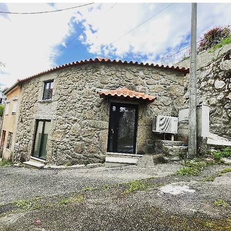 Casinha Da Fonte Villa Arcos de Valdevez Dış mekan fotoğraf