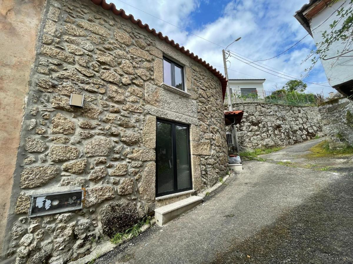 Casinha Da Fonte Villa Arcos de Valdevez Dış mekan fotoğraf